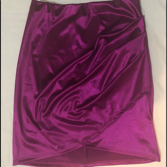 Fuchsia Glam Skirt - Picture 5 of 11